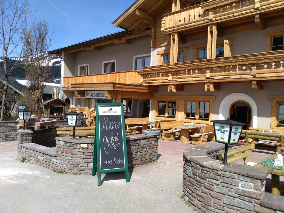 Alpengasthof Almrose Im Heutal Unken Exterior photo