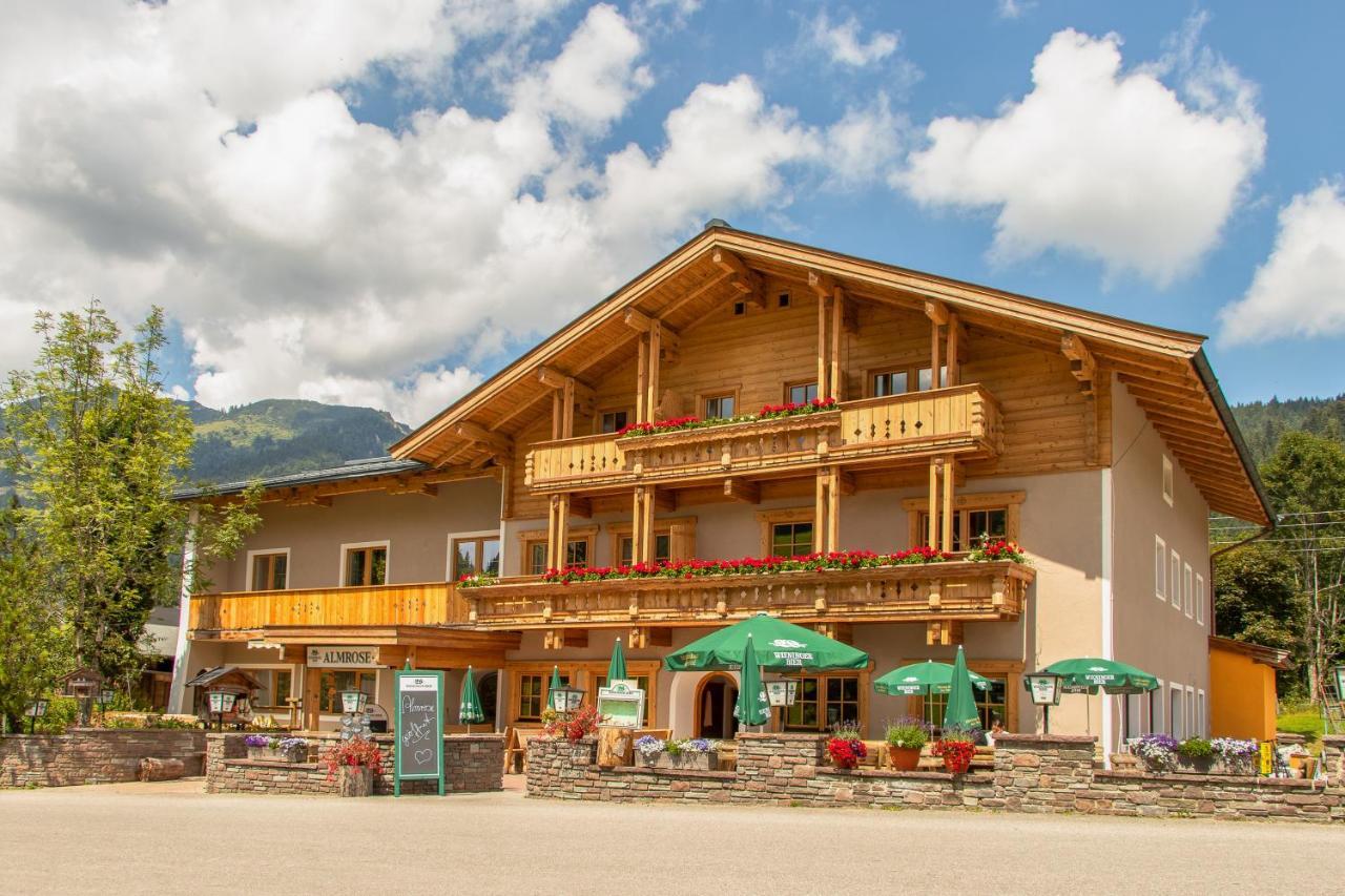 Alpengasthof Almrose Im Heutal Unken Exterior photo
